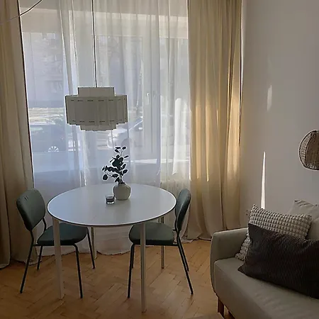 شقة Cozy Modern In Center *